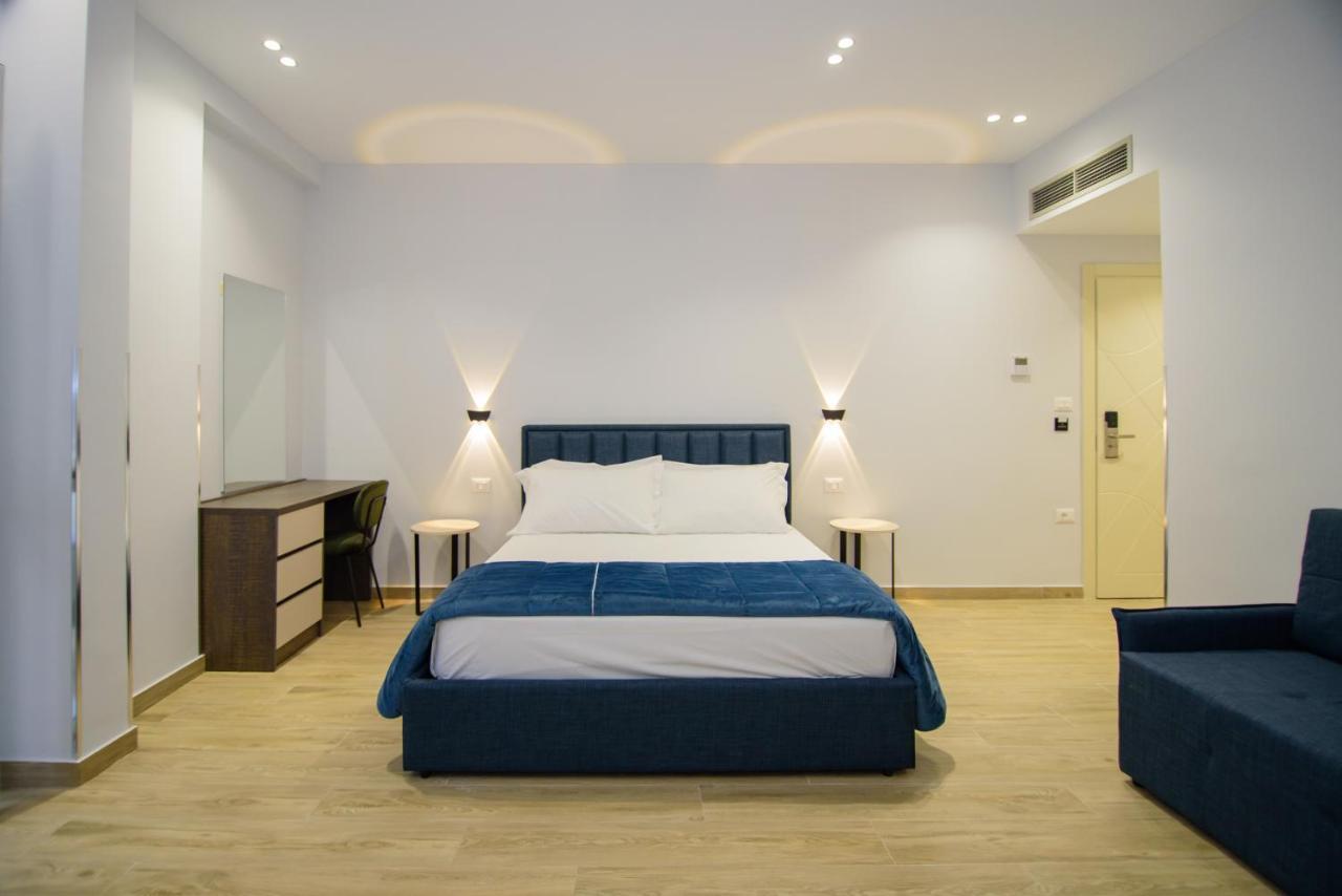 Palm Side Hotel Vlorë Екстериор снимка