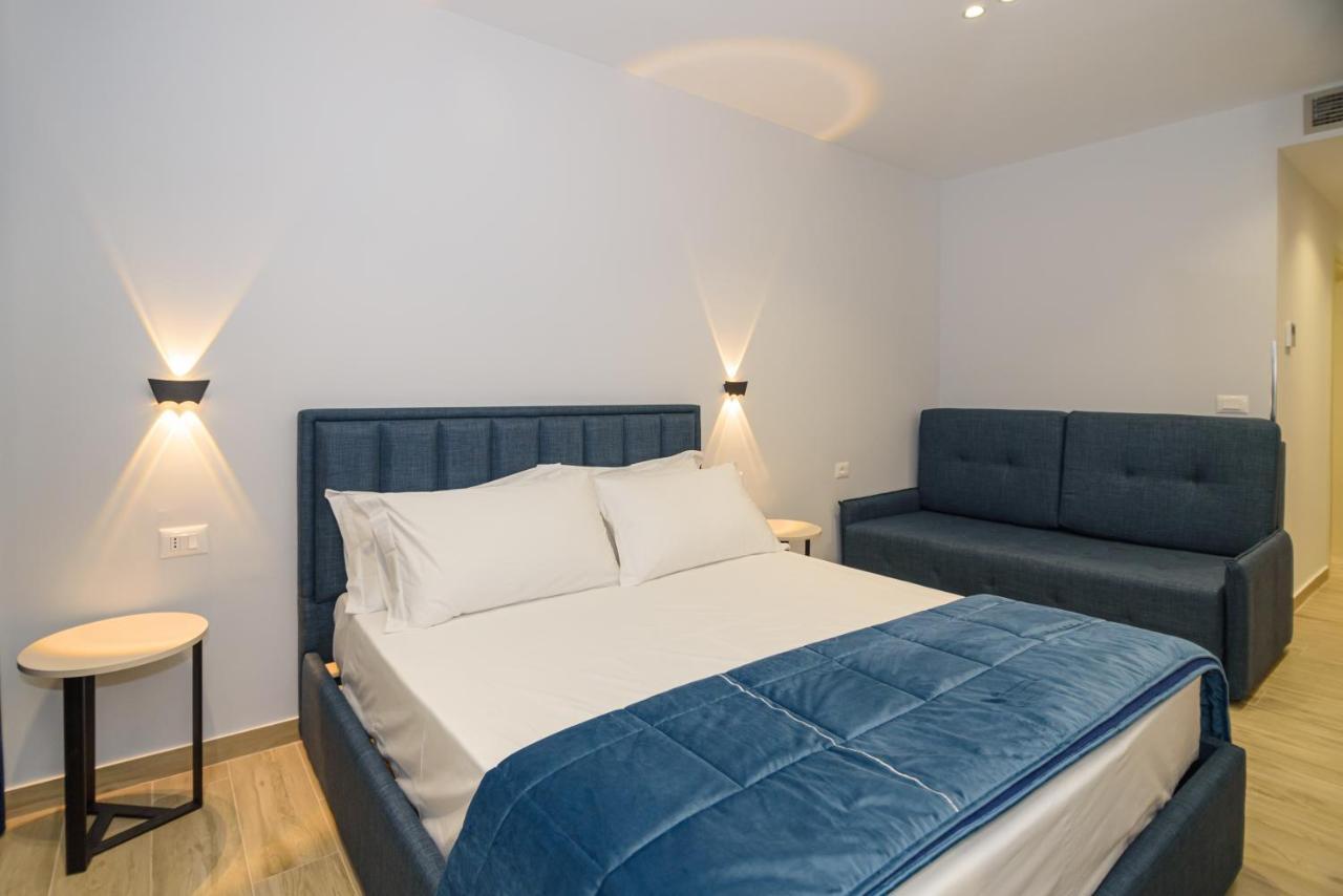 Palm Side Hotel Vlorë Екстериор снимка