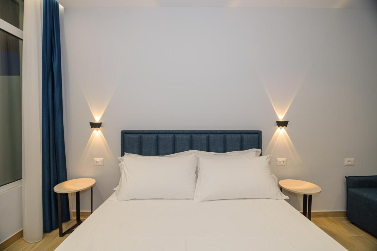 Palm Side Hotel Vlorë Екстериор снимка