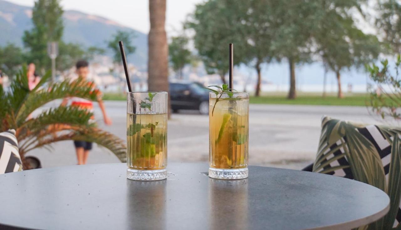 Palm Side Hotel Vlorë Екстериор снимка
