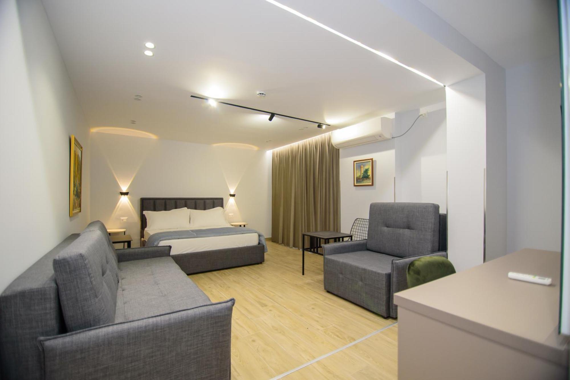 Palm Side Hotel Vlorë Стая снимка